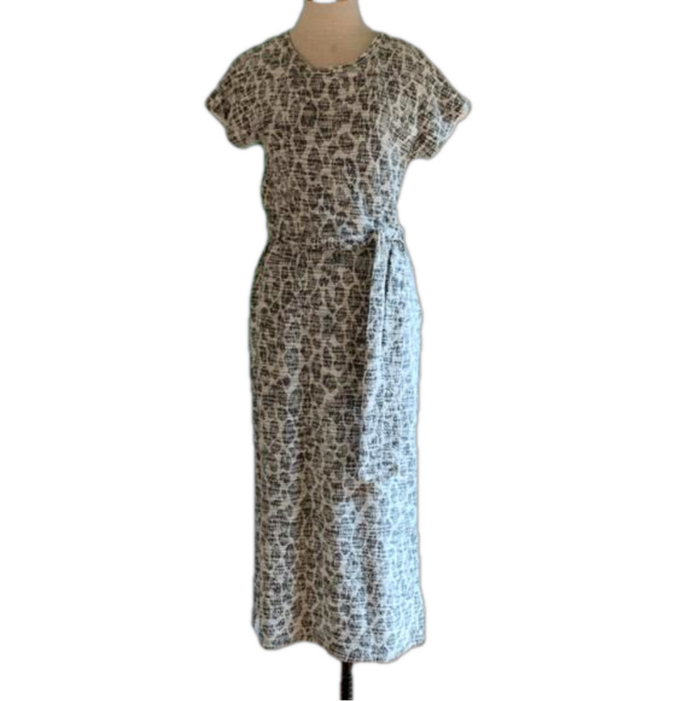 Dolan sz S black and white maxi length short sleeve dress